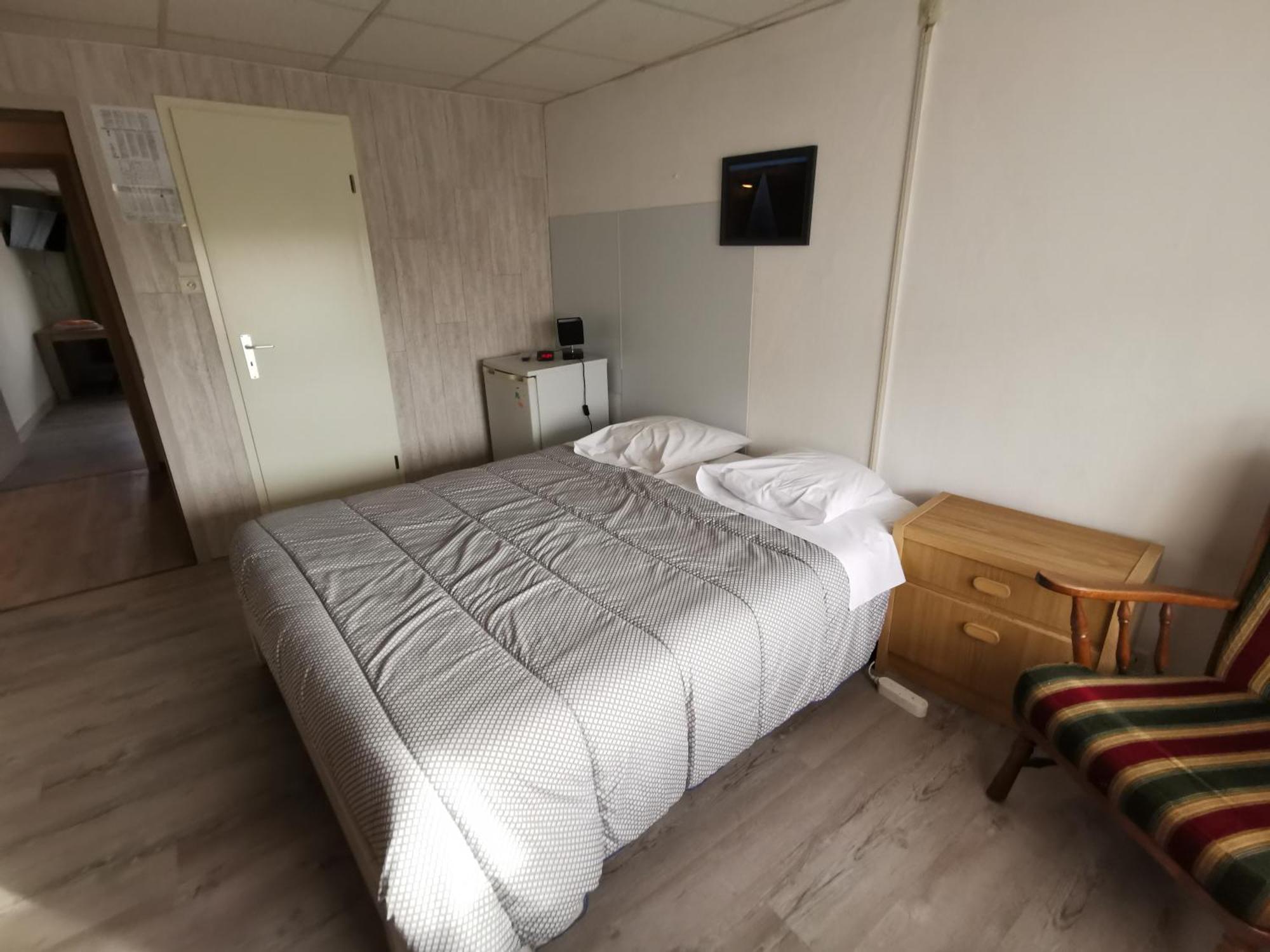Chez Phil Hotel Robertville Room photo
