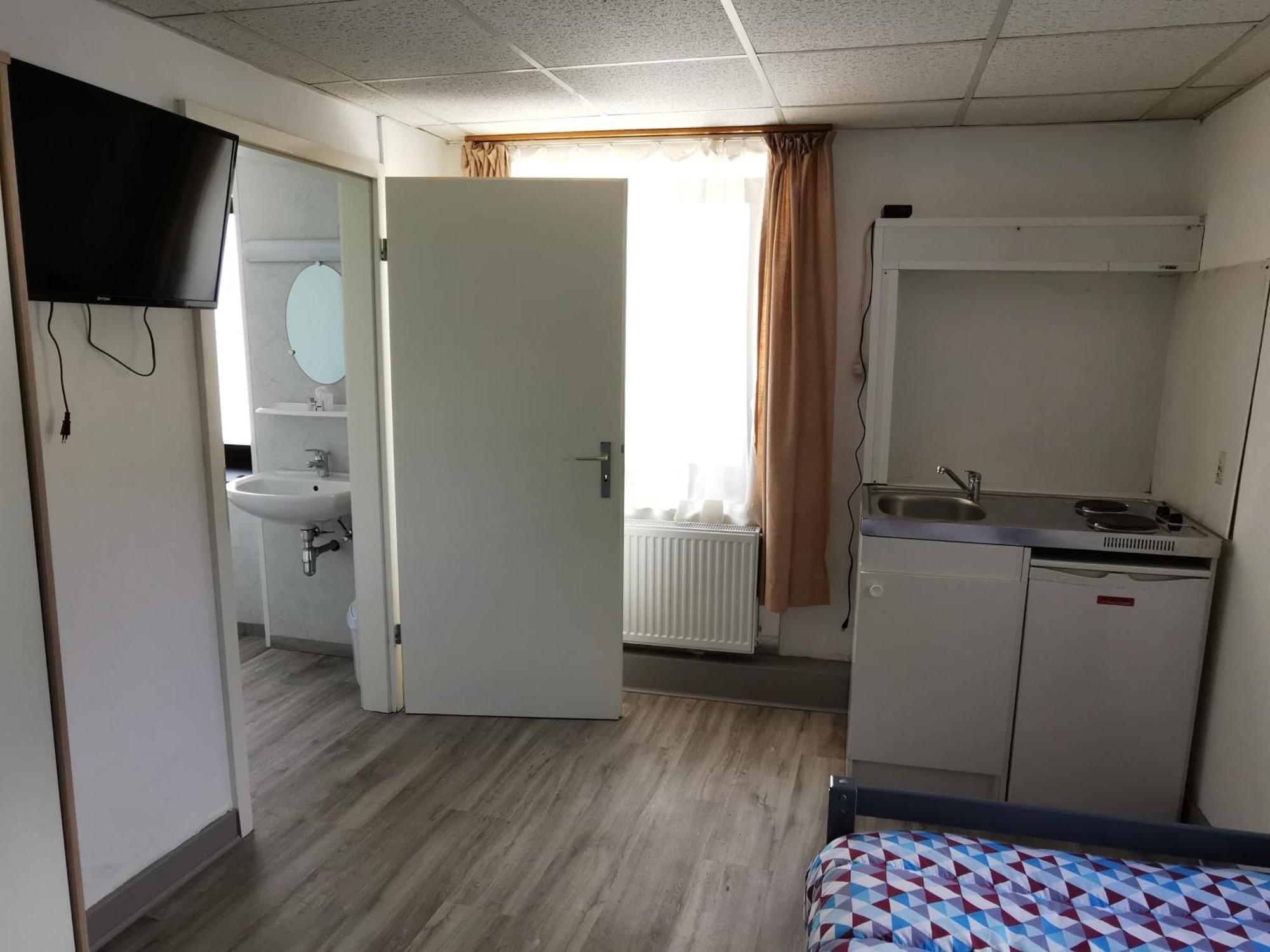 Chez Phil Hotel Robertville Room photo